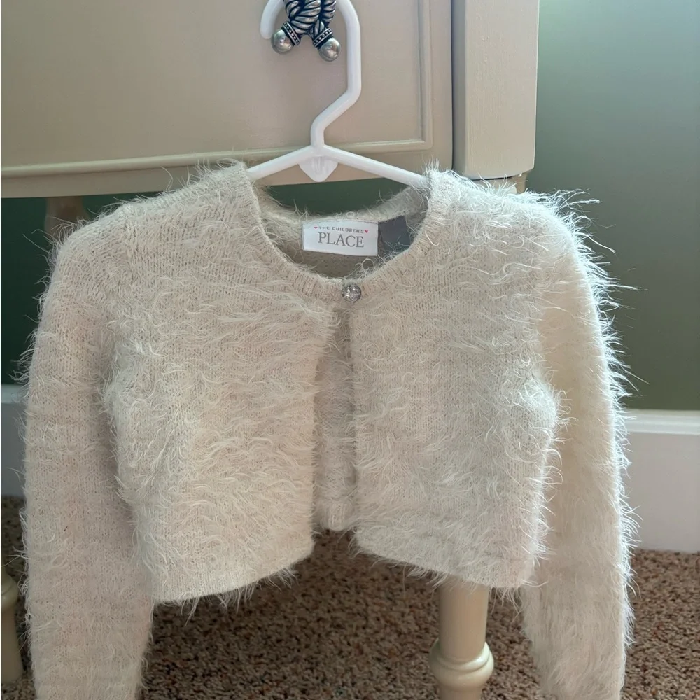 2T The Children's Place Cream Fuzzy Cropped Cardigan